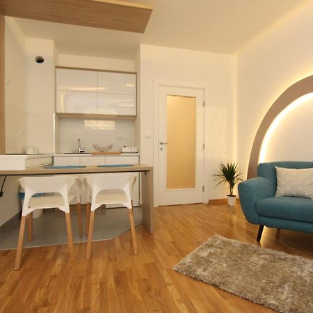 Riviera New Belgrade Apartment, Parking 5 Eur Per Day Zewnętrze zdjęcie
