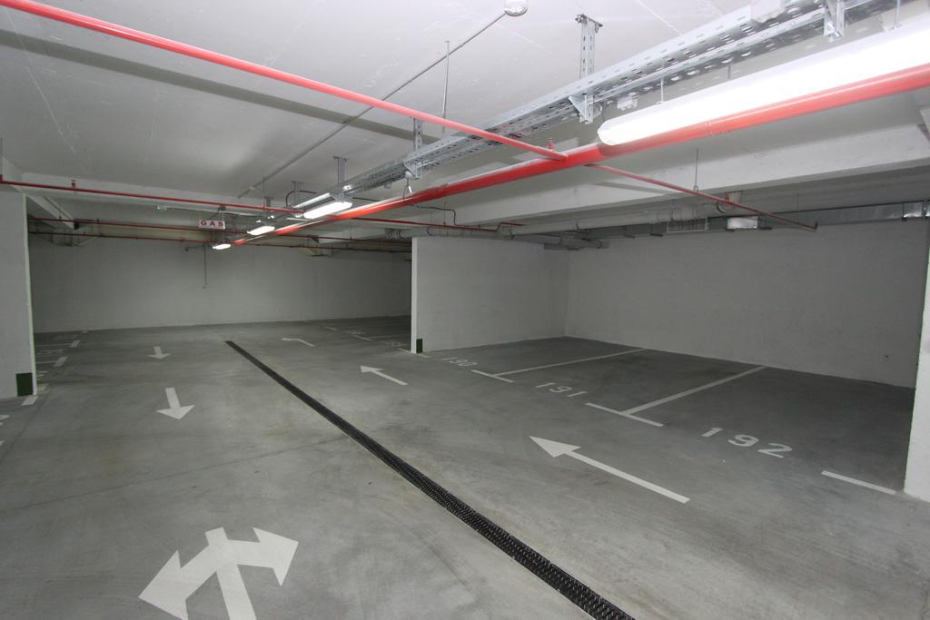 Riviera New Belgrade Apartment, Parking 5 Eur Per Day Zewnętrze zdjęcie