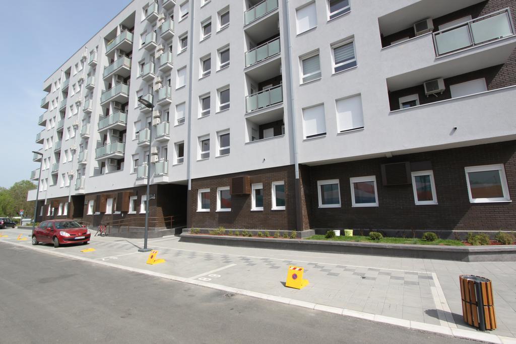 Riviera New Belgrade Apartment, Parking 5 Eur Per Day Zewnętrze zdjęcie